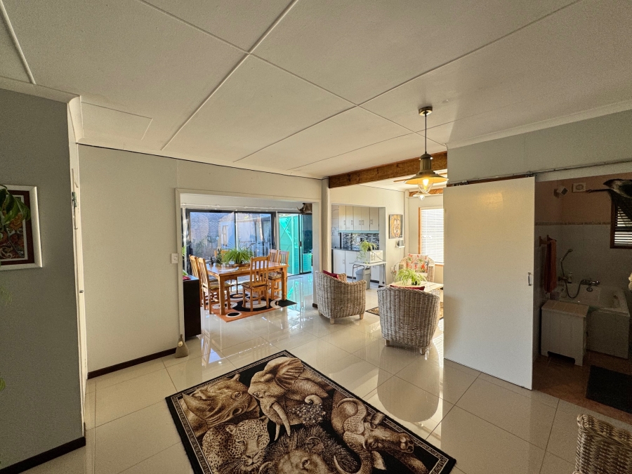 To Let 2 Bedroom Property for Rent in Stilbaai Wes Western Cape